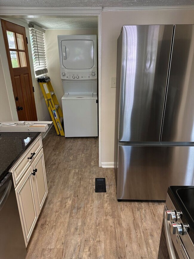 Photo - Downtown Newnan- 53 B Jefferson St 2 Bedro...