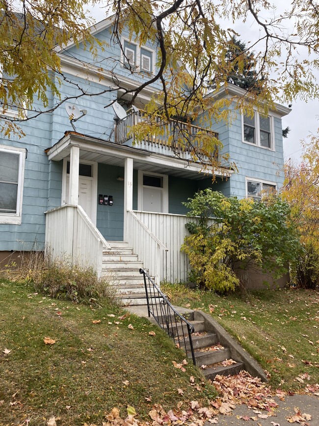 Building Photo - 16 S 19th Ave E Unit 3