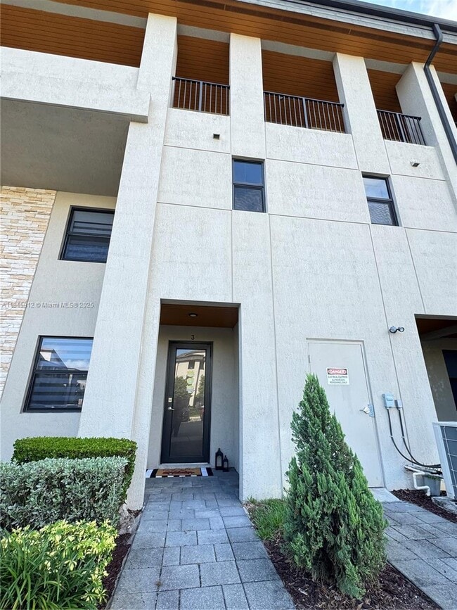 Photo - 10412 NW 82nd St Townhome