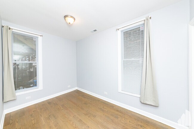 Photo - 1821 N Tripp Ave Unit 2