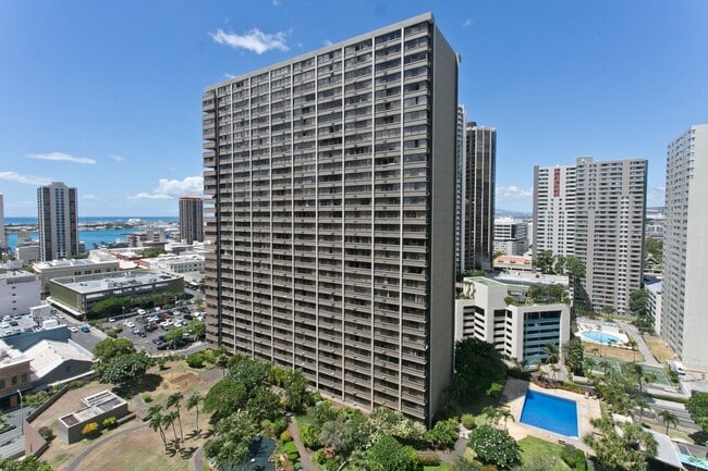 Building Photo - Kukui Plaza #D1905 - Downtown Convenience ... Unit D-1905