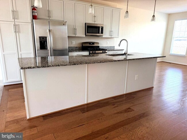 Photo - 438 Boxelder Dr