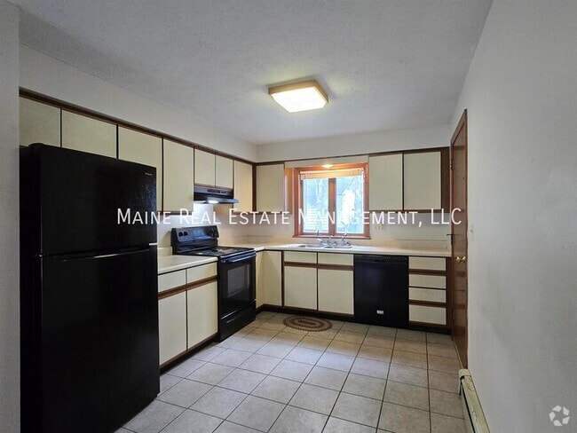 Building Photo - 7 Hartley St Rental