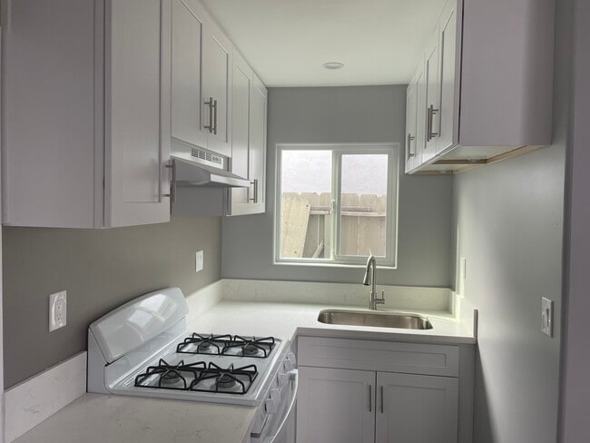 Photo - 2023 Reed Ave Unidad 2023 Reed Ave.