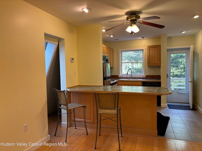 Photo - 150 Baker Rd
