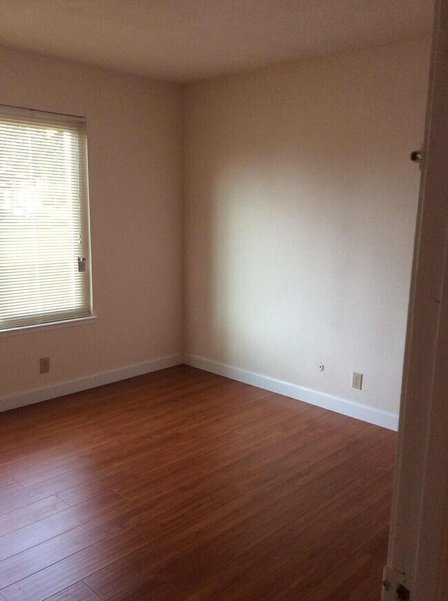 Photo - 1939 Sweetgum Ct