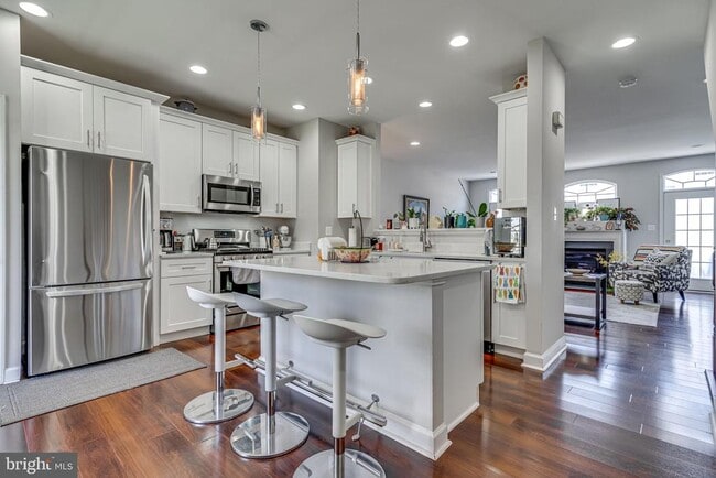742 Collington Ct