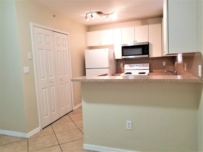 Photo - Isles at Bayshore condo (MOVE IN SPECIAL)