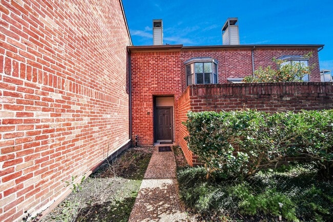 Building Photo - 7447 Cambridge St Unit 106