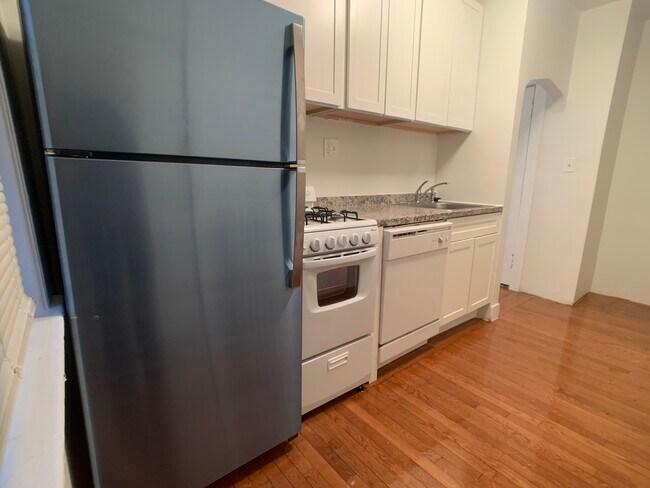 26 Chiswick Rd Unit 3