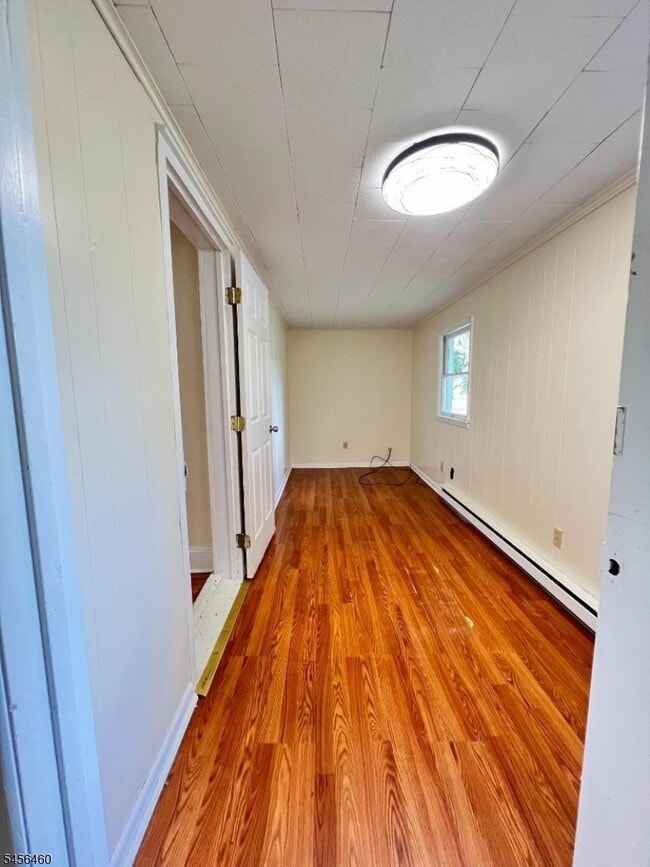 285 Rutherford Ave