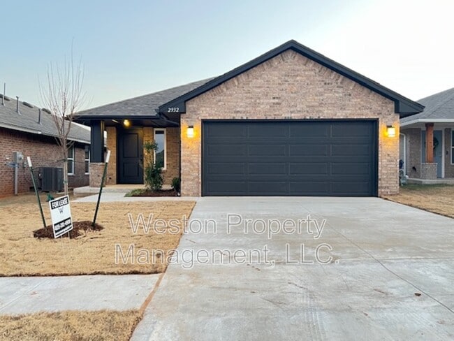 Photo - 2932 NW 196th Pl