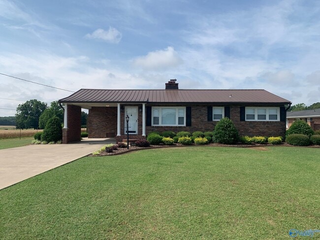 Building Photo - 19456 Huntsville Brownsferry Rd Rental