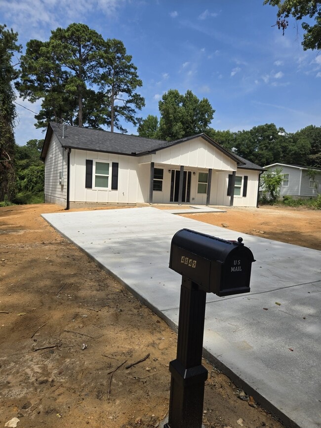 4849 Wilson Rd