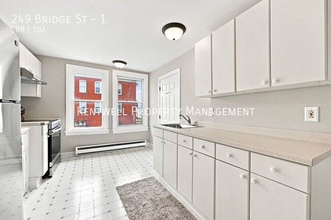 Photo - 249 Bridge St Unit 1
