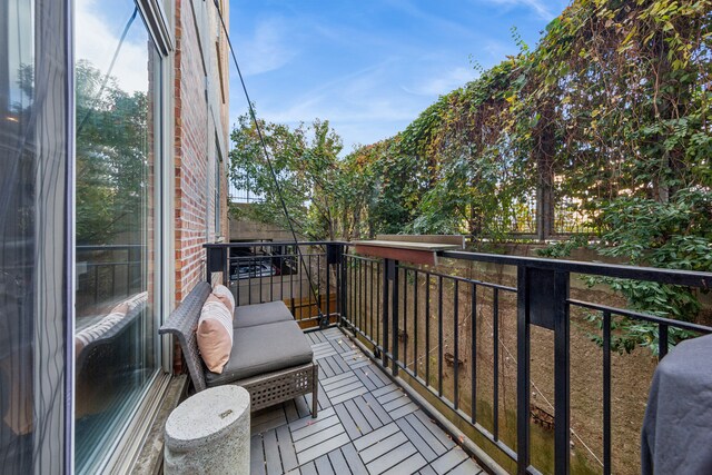 Photo - 1740 N Maplewood Ave