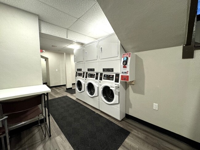 Photo - 4 Langmaid Ave Unit 2