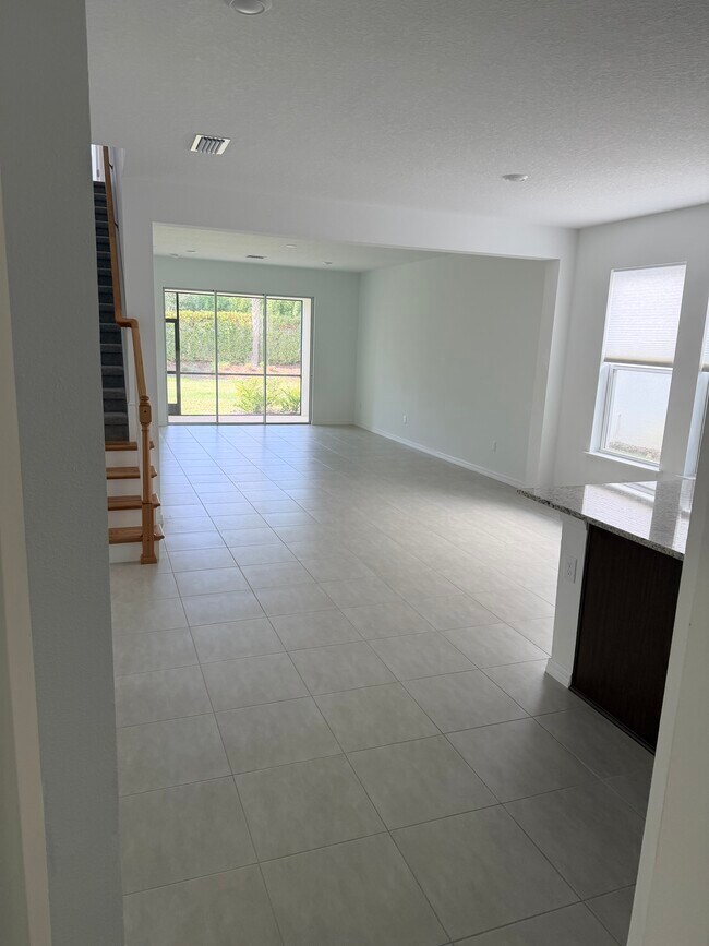 Photo - 15077 Shady Palms Ln