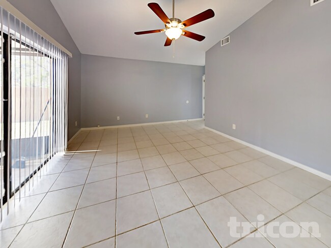 Photo - 10516 Parkcrest Dr