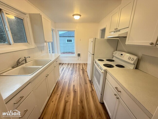 Photo - 1420-1420 Queen Ave Unidad 1418