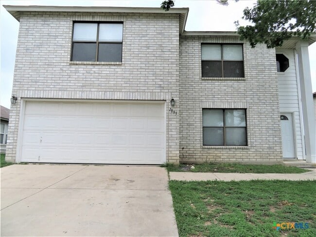 Photo - 1093 Stone Branch