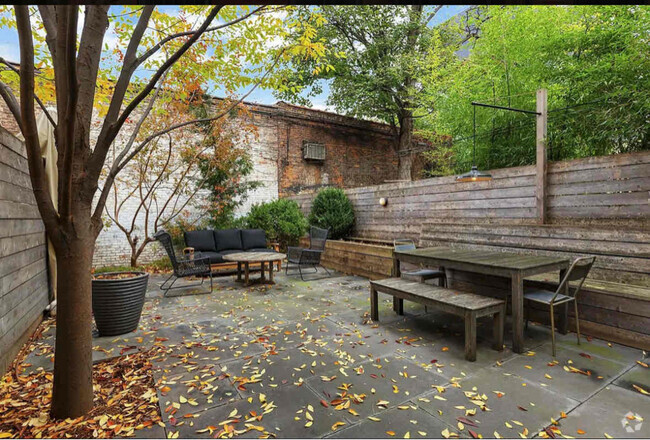 Building Photo - 379 Herkimer St Unit Garden Apt