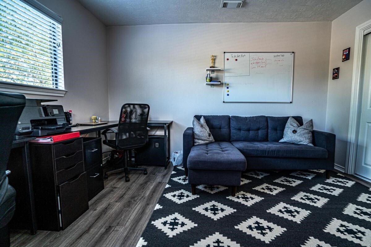 Photo - 13209 Bluff View Dr