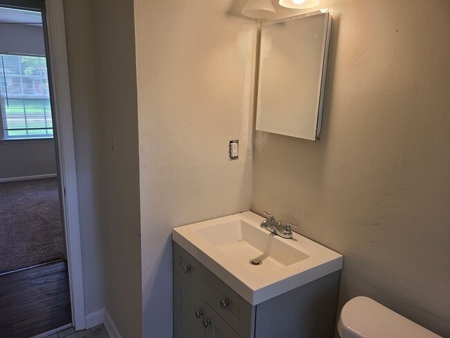 Photo - 2112 Melanie Dr