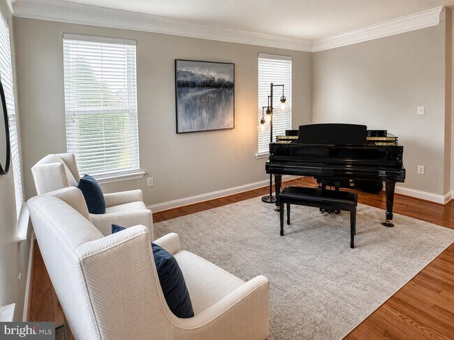 Photo - 120 Nassau Dr