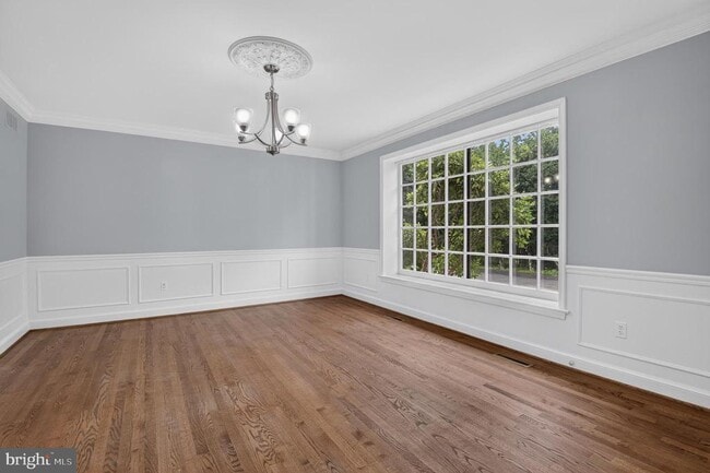 Photo - 9612 Annlee Terrace