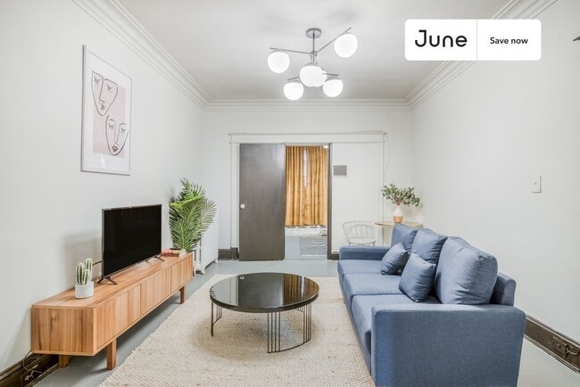 Building Photo - 2716 Woodley Pl NW