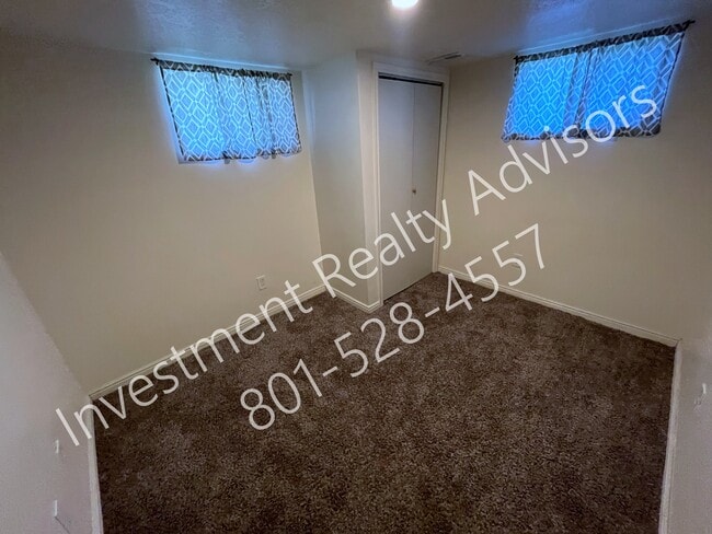 Photo - 2704 Alden St E Unidad Basement