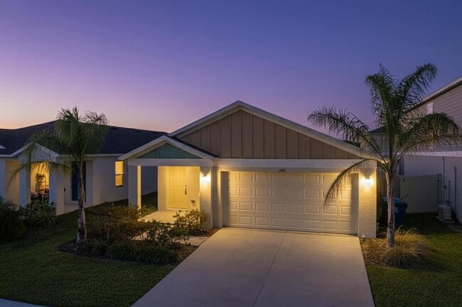 Photo - 1345 Derry Ave