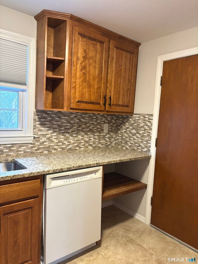 Photo - 17 Brickyard Rd Unit C