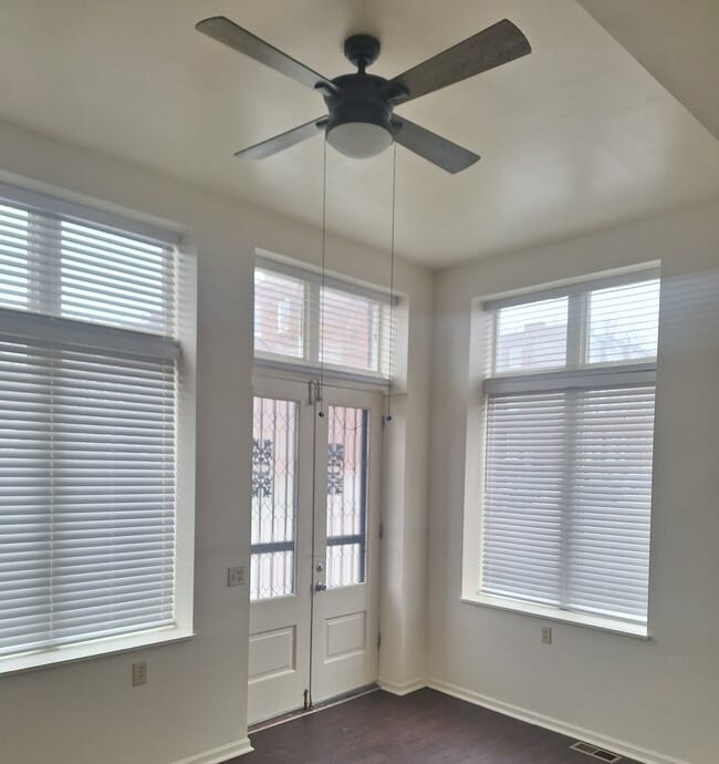 Photo - 1900 Mallinckrodt St Unidad 1st Floor