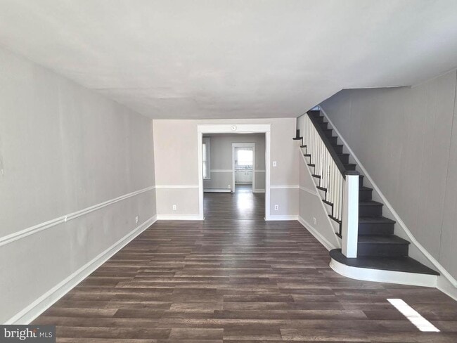 Building Photo - 4020 Howland St