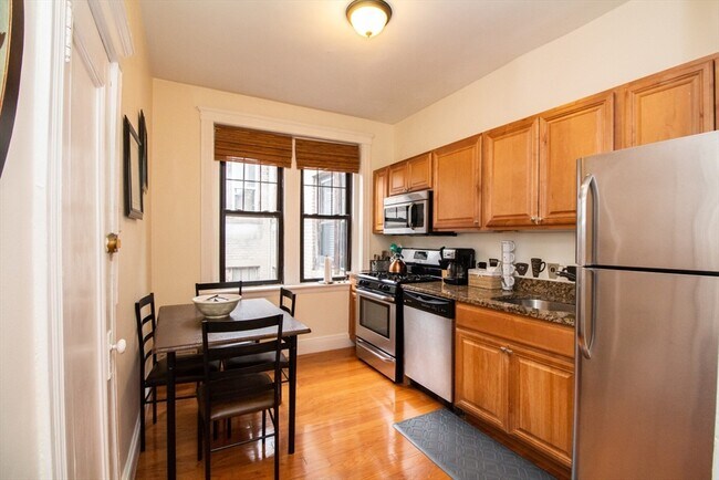 Photo - 29 Mount Hood Rd Unit 12