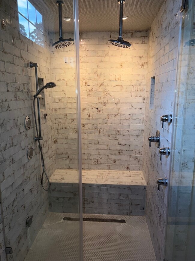 Photo - 34 Cobblestone Ct