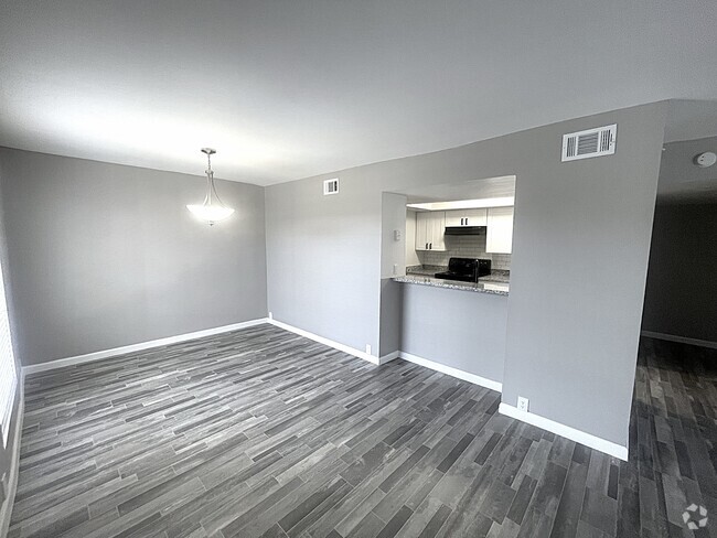 Kitchen Diner room - RBBC Rental