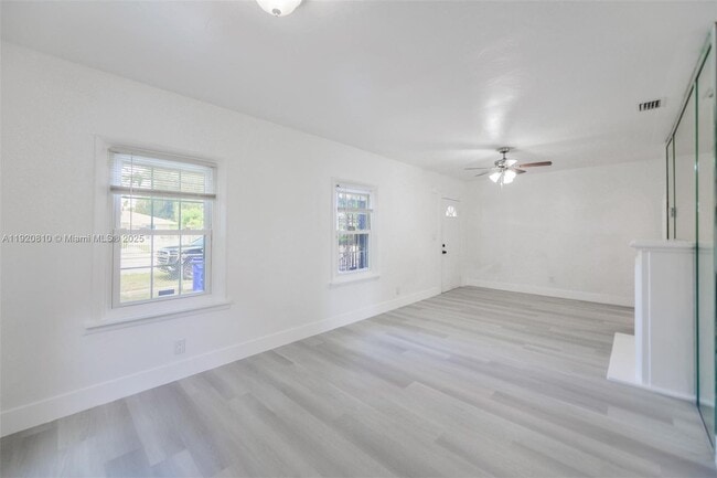 Photo - 1250 NW 43rd St