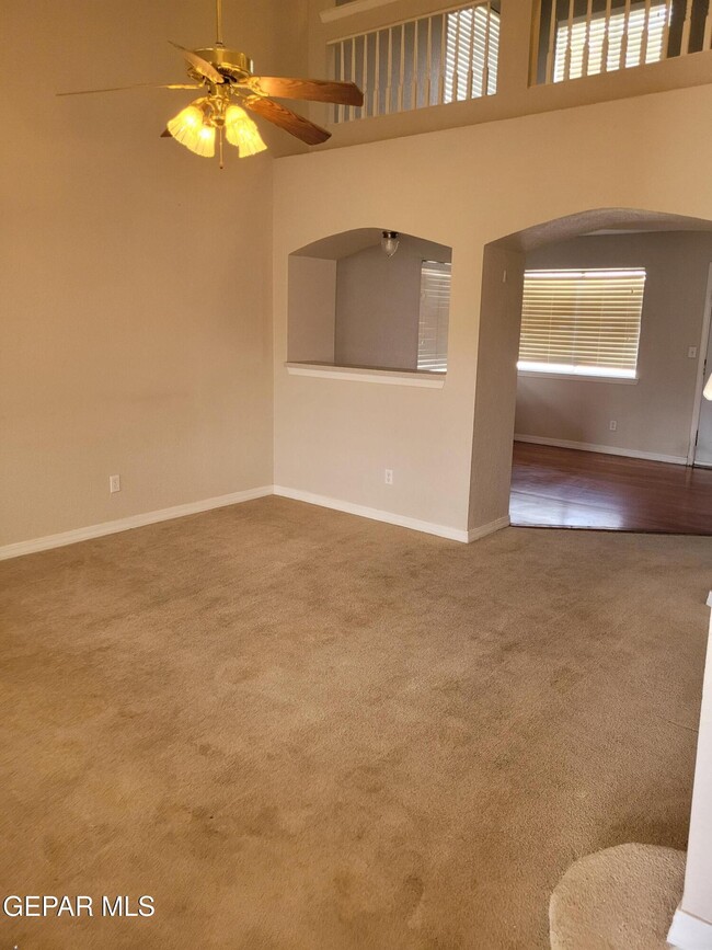 Photo - 11330 Loma Del Sol Dr