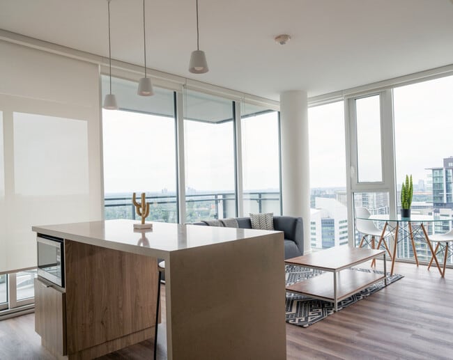 Photo - 35 Greenfield Ave Unit SI ID1293841P