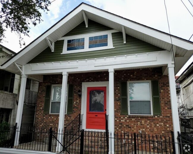 Building Photo - 2930 Louisiana Ave Unit C Rental