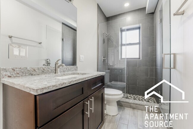 Photo - 2232 N Sawyer Ave Unit 3E