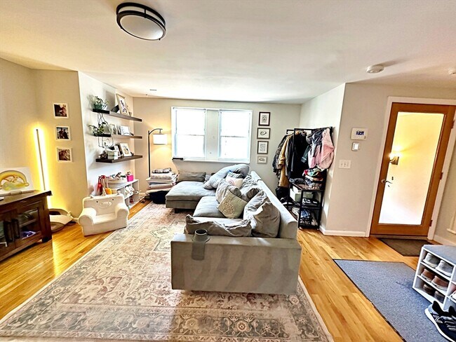 Photo - 72 Cottage St