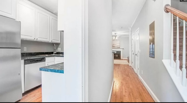 Photo - 334 Byron Rd