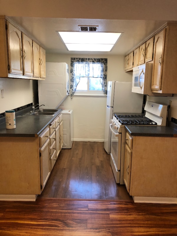 Photo - 1006 W Calle Del Sol Unidad Apt 4