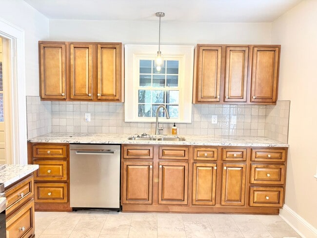 Photo - Spacious 3 Bedroom in Reidsville with an Office- Newly Renovated - Lawncare Included!