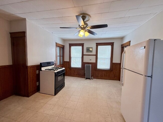 Photo - 96 Courtland St Unit 3