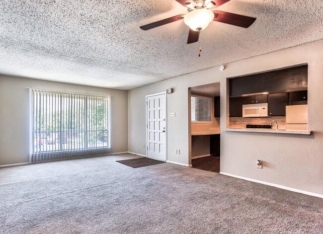 Photo - Bedford Creek Apartments